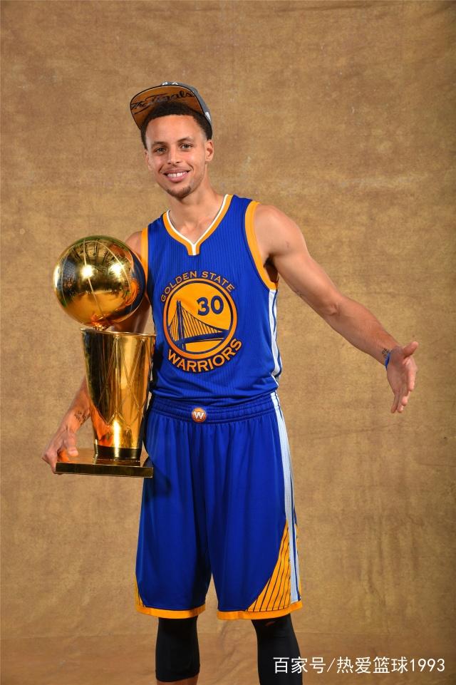 陕西联合祝贺国安夺冠：足球因竞技而精彩，因同行而温暖（陕西联合贺国安加冕冠军：竞技铸就精彩，同行传递温暖）