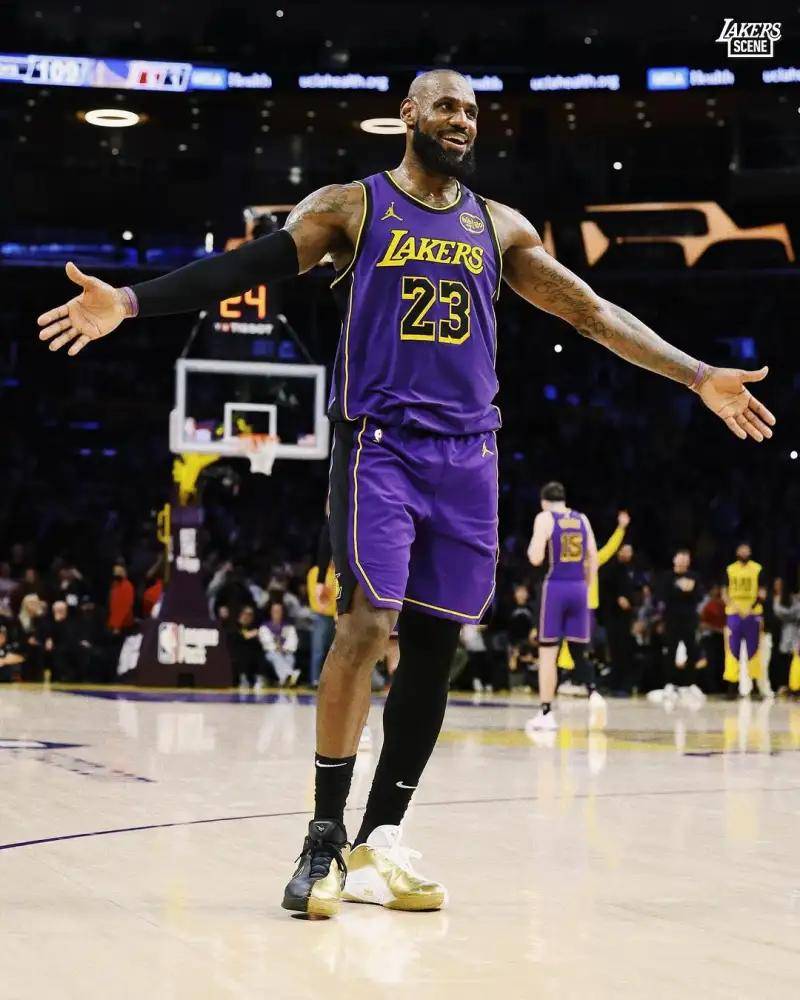 基米希：即便穆西亚拉复出卡尔也会出场，他应该入选德国队（基米希：即使穆西亚拉复出，卡尔仍会出场，他理应入选德国队）